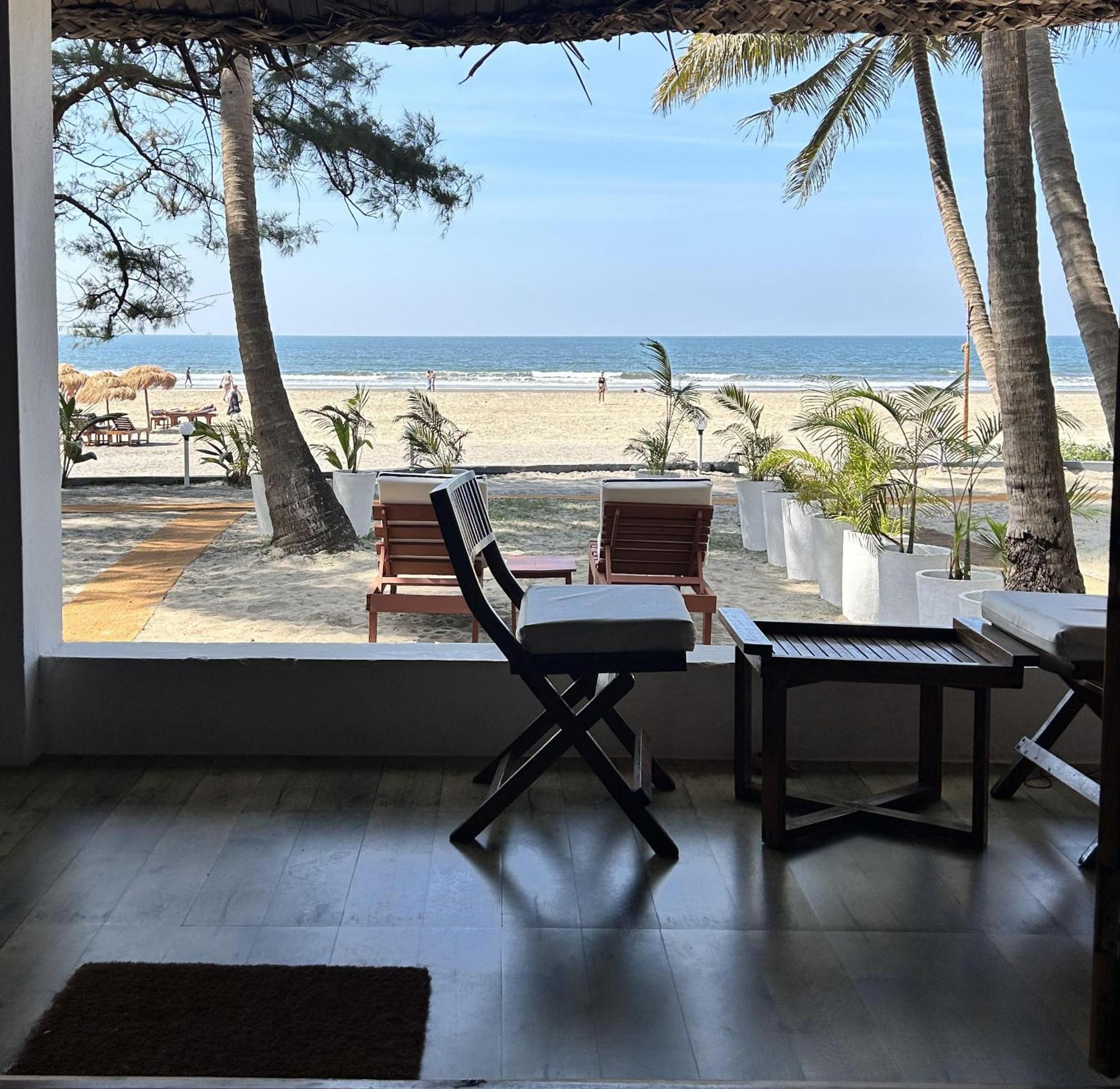 Mamagoa Beach Resort Mandrem Eksteriør billede