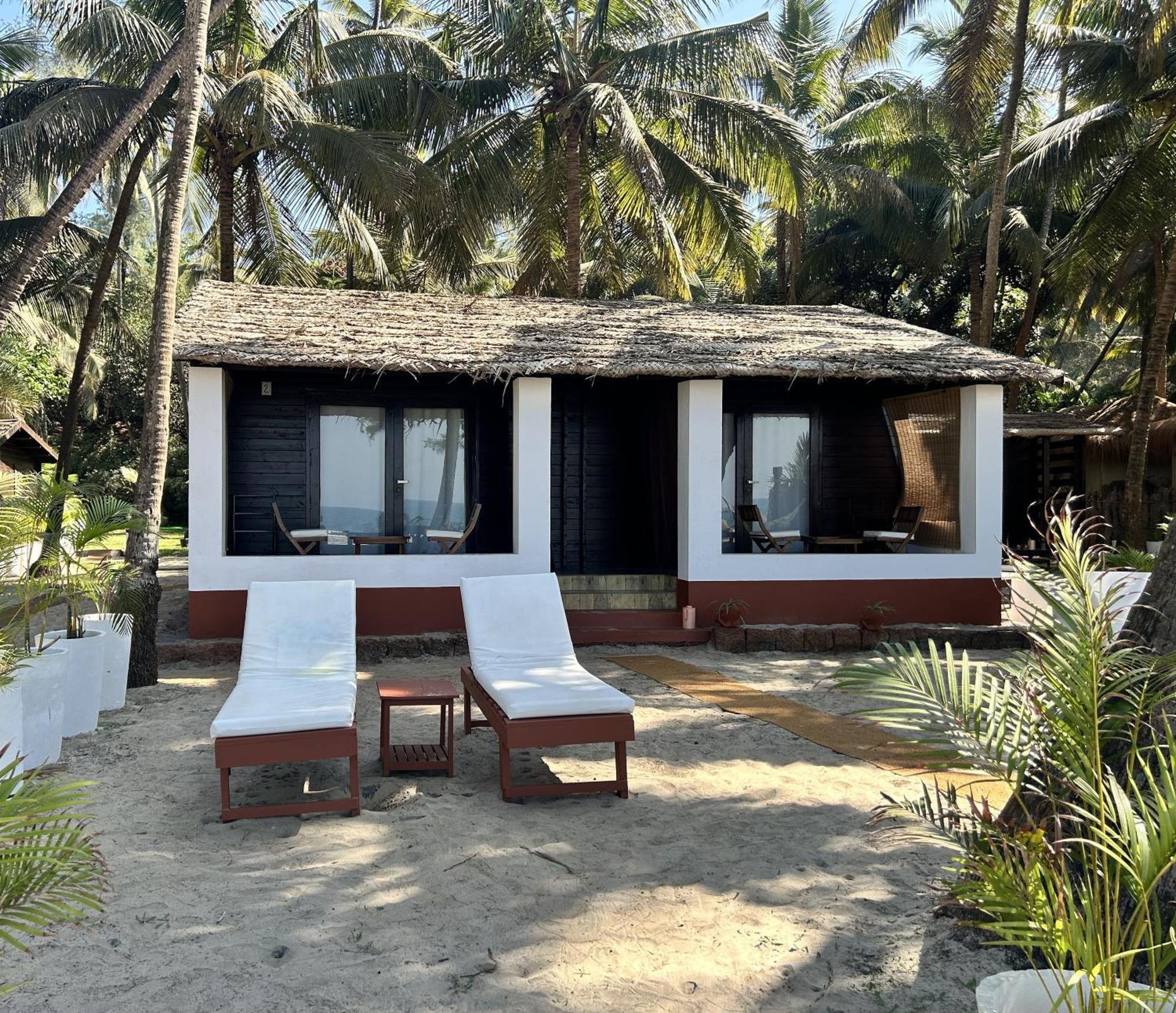 Mamagoa Beach Resort Mandrem Eksteriør billede