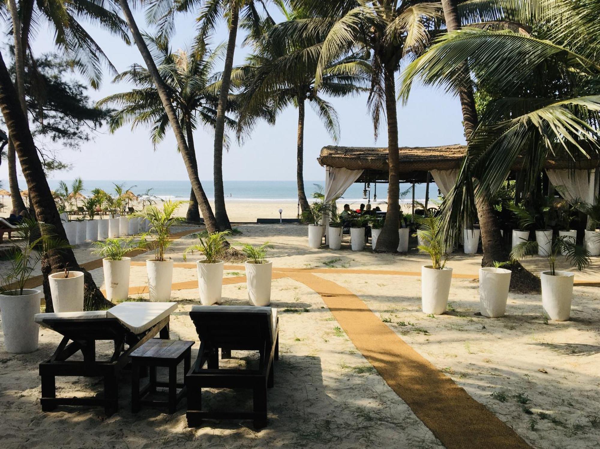 Mamagoa Beach Resort Mandrem Eksteriør billede